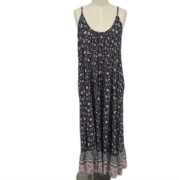 Buenos Ninos Sz XXL Spaghetti strap floral pattern Navy Maxi Dress - Picture 2 of 7